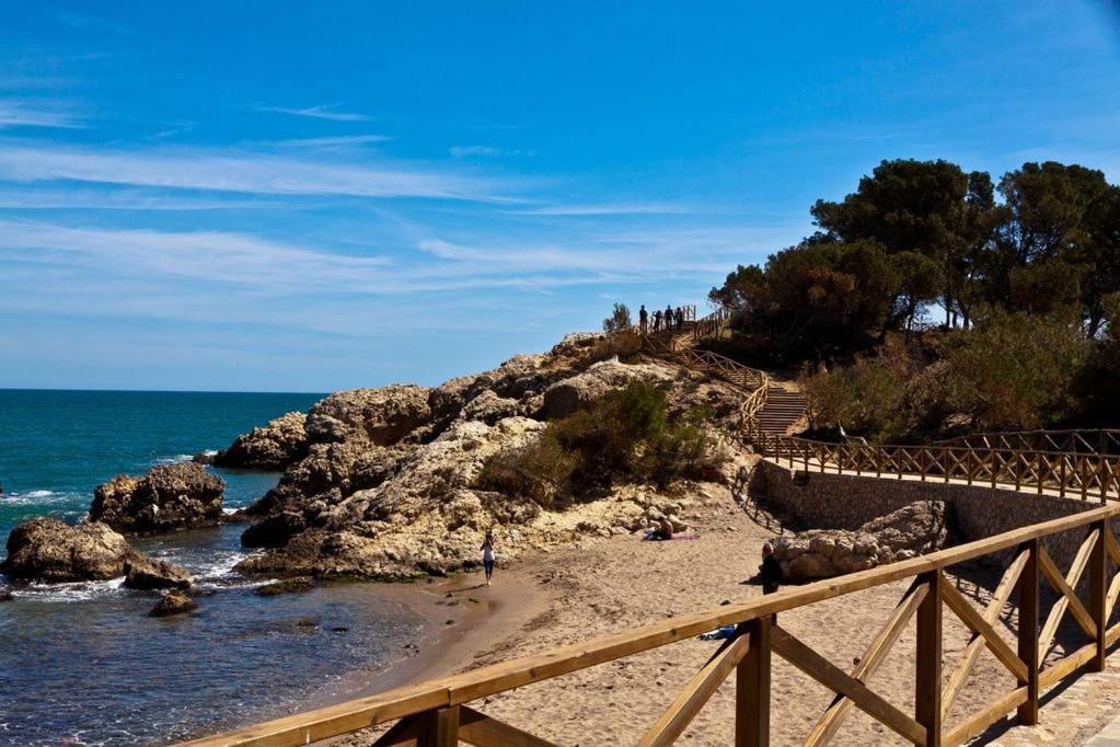 Apartamento Pie De Playa-Wifi Free L' Escala Buitenkant foto