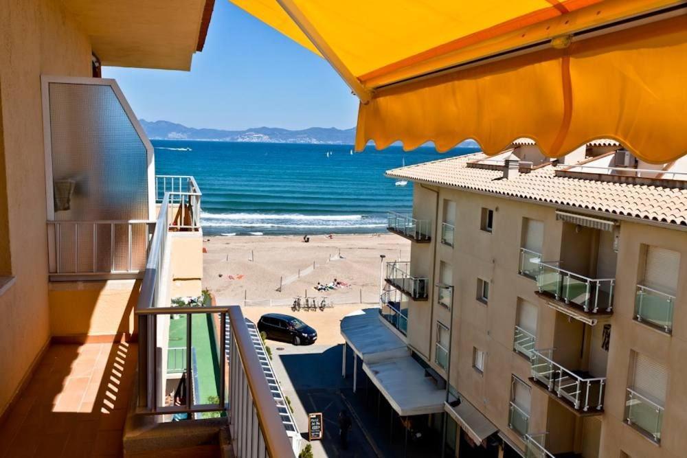 Apartamento Pie De Playa-Wifi Free L' Escala Buitenkant foto